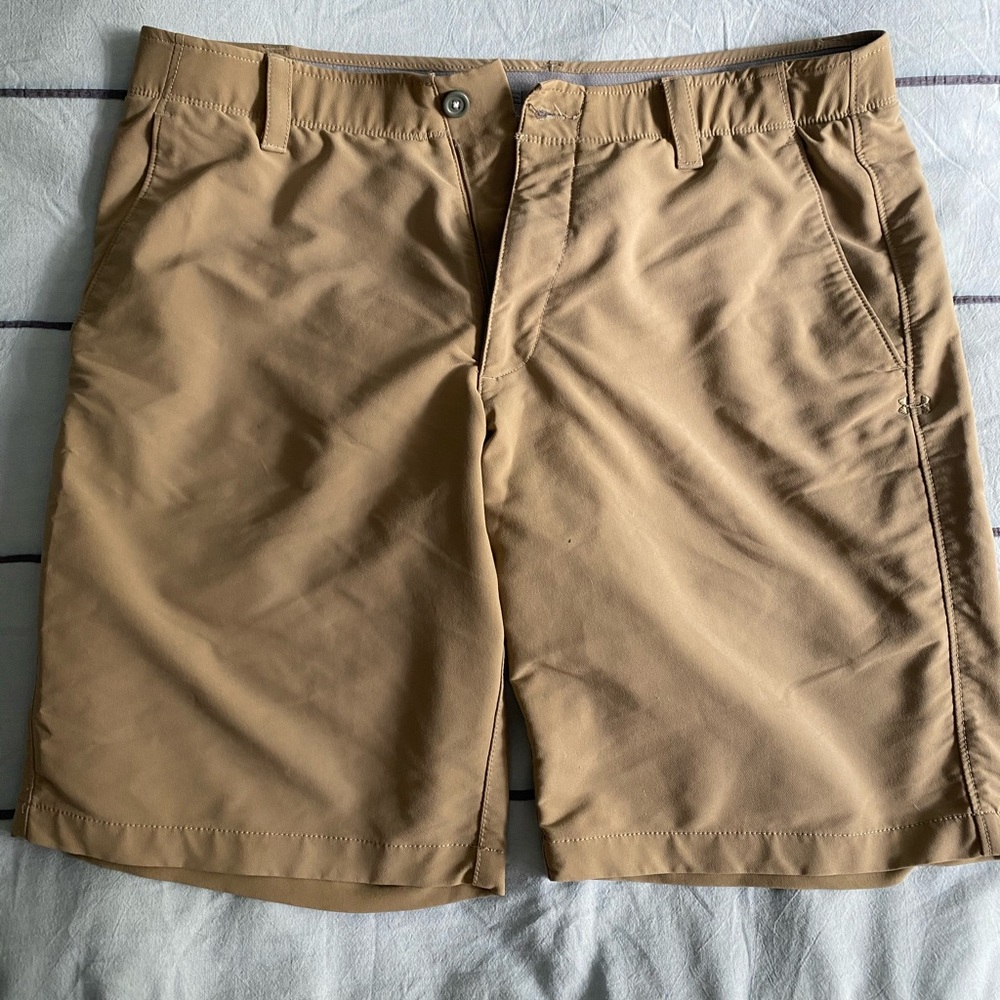Men’s Under Armour Golf Shorts - Tan